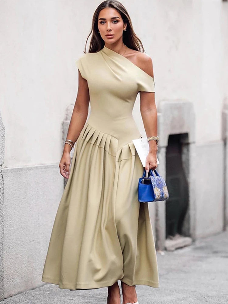 Sleeveless Round Neck Flowy Maxi Dress
